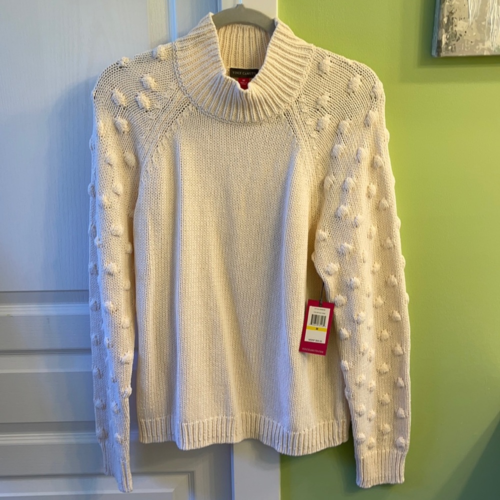 Vince Camuto sweater